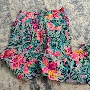 Lilly Pulitzer piper pant size small in statehouse soirée